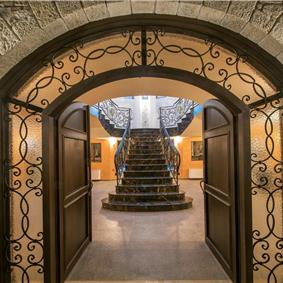 8 bedroom luxury villa with pool near Koutsounari, sleeps 16